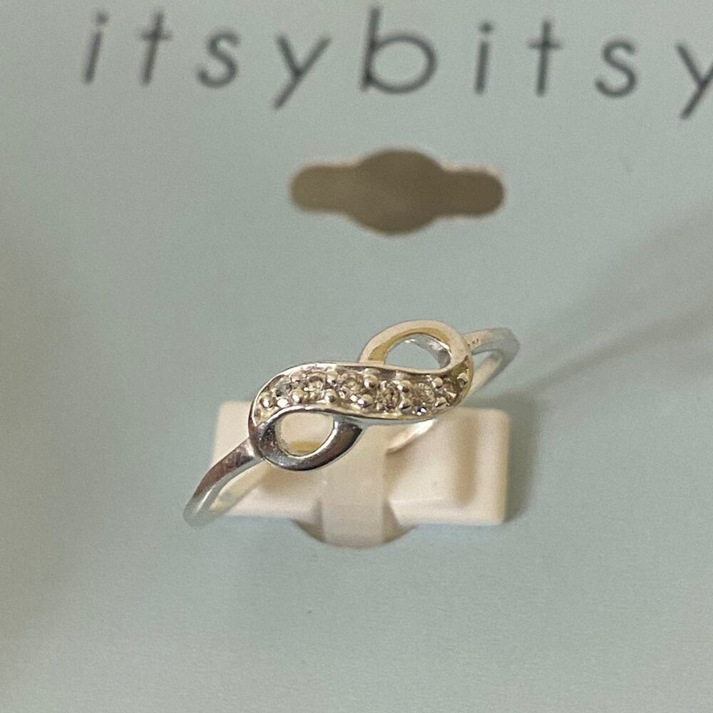 Itsybitsy  925 Sterling Silver Infinity Rhinestone Ring Size 8 NEW